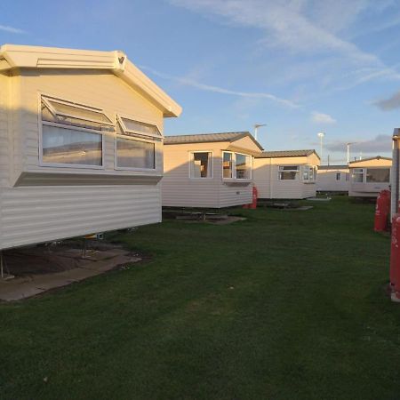 Scratby 3 Bed ,Sleeps 8 Caravan California Cliffs Holiday Park المظهر الخارجي الصورة